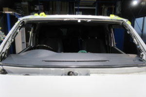 トヨタ　ハイエース200系　フロントガラス交換COATTECT