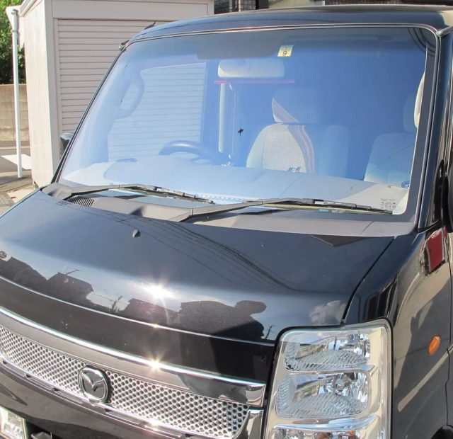 東京 埼玉 川口のフロントガラス磨き 夜間作業も承ります Bao 東京 埼玉 川口のフロントガラス磨き 夜間作業も承ります Bao